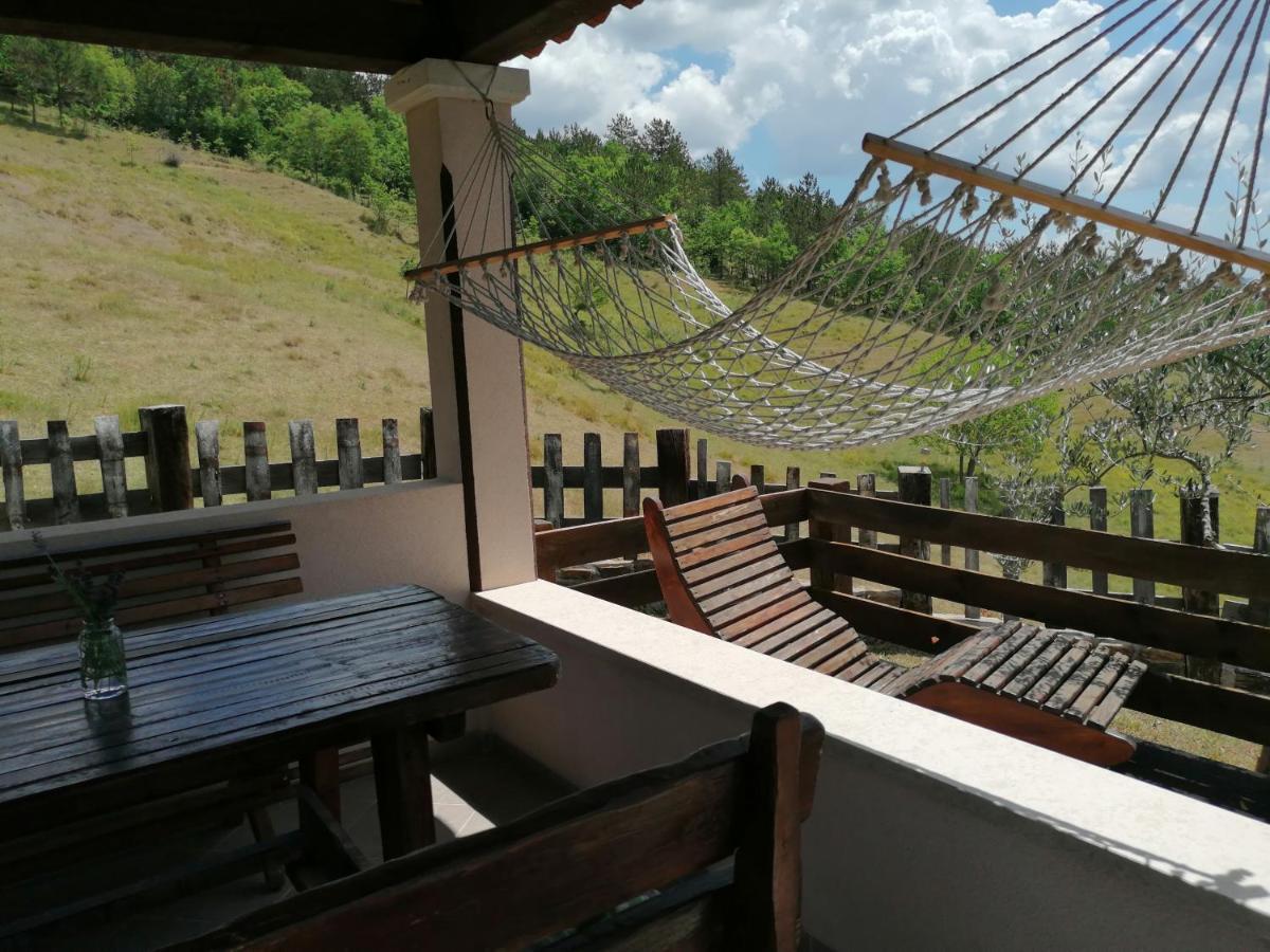 Holiday House Dol Cerovlje Екстериор снимка