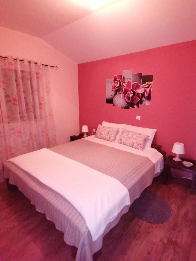 Holiday House Dol Cerovlje Екстериор снимка